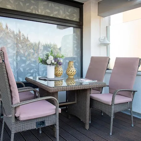 Gruen 17 Antias Ostseekoje * Grömitz