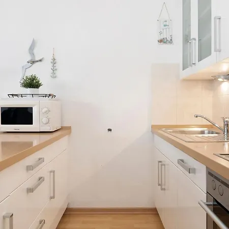 Gruen 17 Antias Ostseekoje * Grömitz