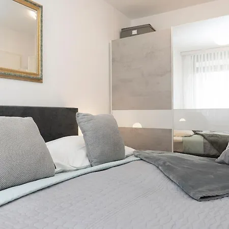 Gruen 17 Antias Ostseekoje Daire