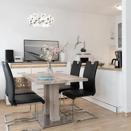 Gruen 17 Antias Ostseekoje Daire